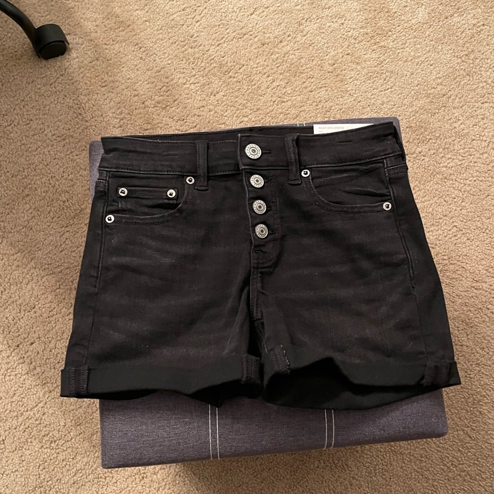 American Eagle shorts size 0 black. High rise, multiple buttons. New with tags.
